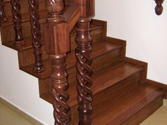 Spiral Newel with Carved Head SNCH