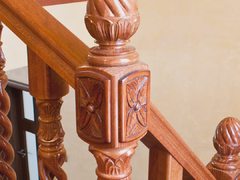 Spiral Newel with Carved Neck and Head SNCNH